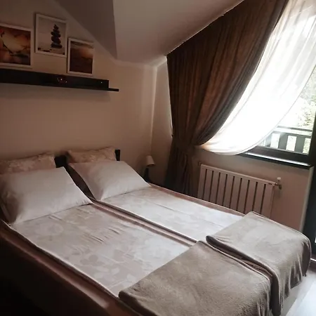 с-59 в апарт-хотел гардънс Apartmán Borovec